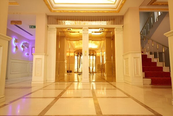 Lobby - Demir Hotel (Diyarbakir)