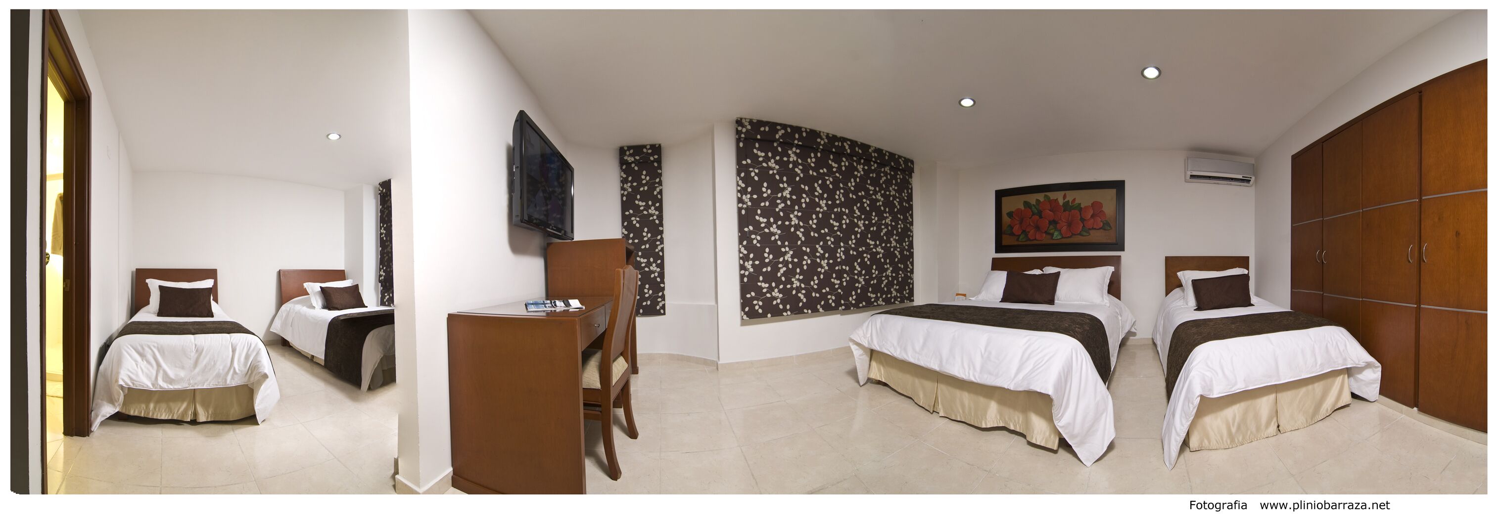 family quadruple room | minibar, in-room safe, desk, soundproofing