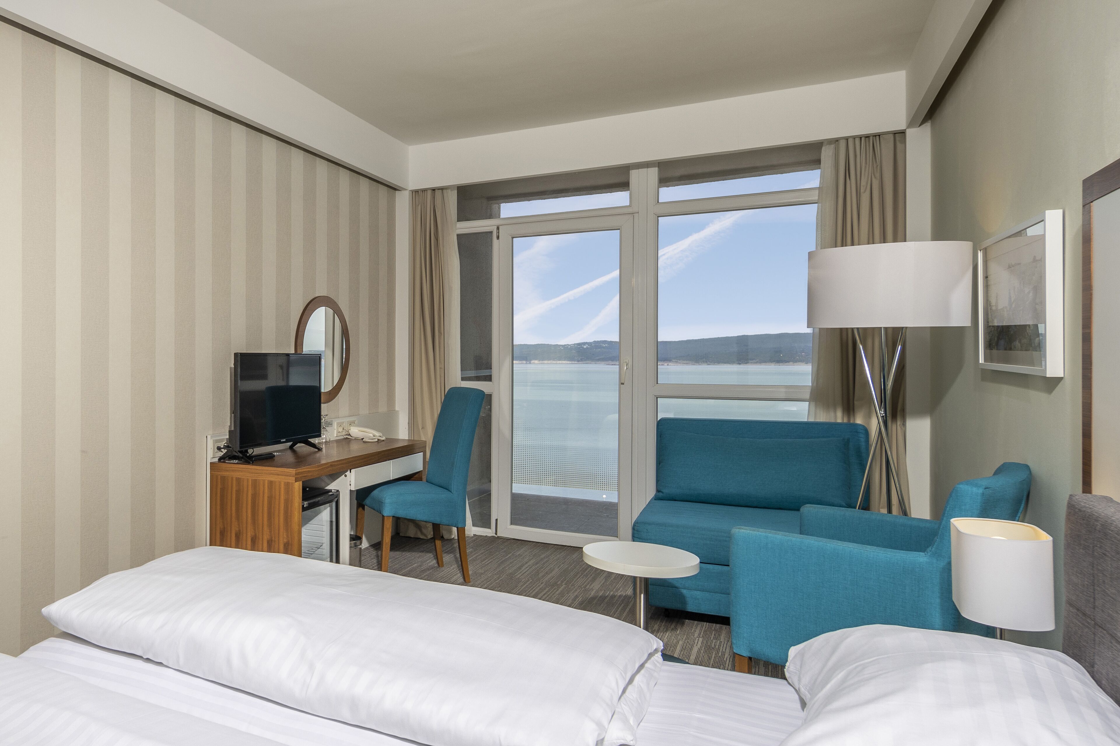 Superior twin room, sea view, balcony