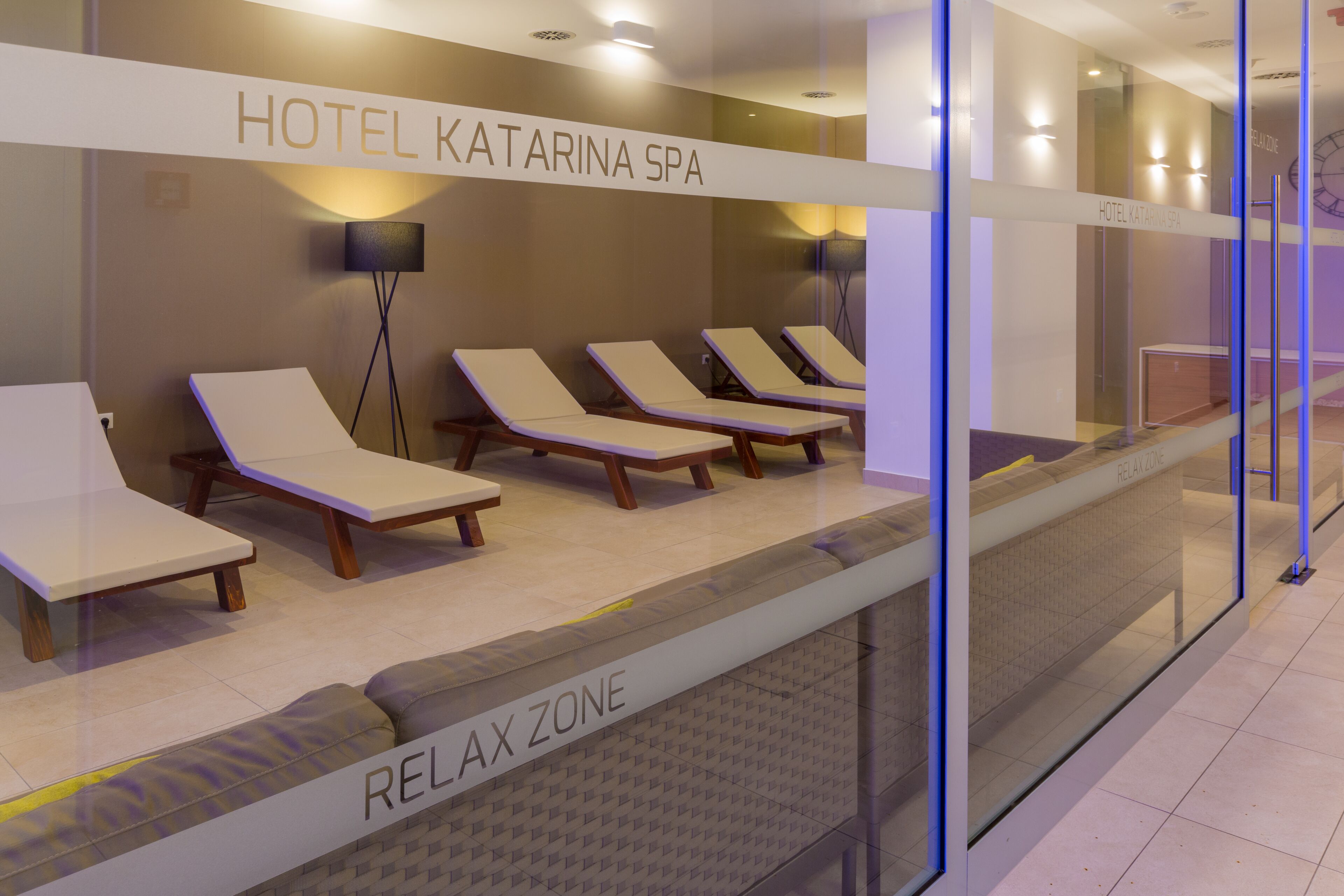 body treatments, hot stone massages, deep-tissue massages