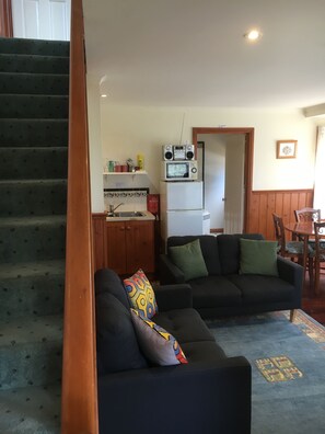 Standard Suite, 2 Bedrooms, Non Smoking, Kitchen (Valley View Cottage) | View from room - Bells Estate Great Ocean Road Cottages (Bellbrae)