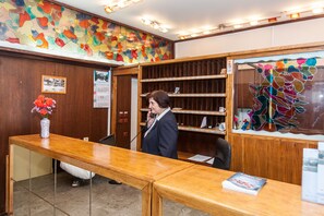 Reception - Hotel Zagreb (Crikvenica)