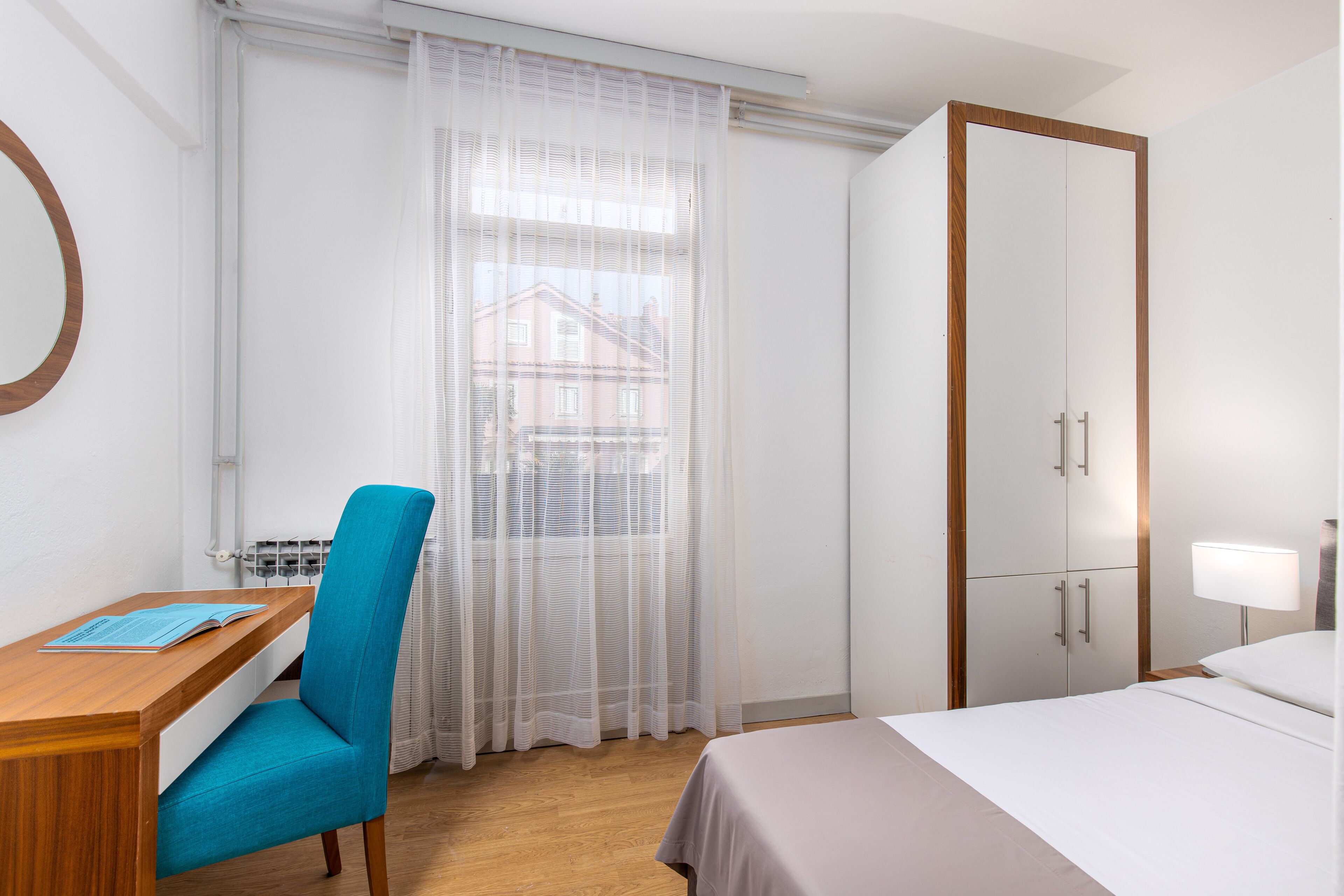 Standard Single Room | Living area