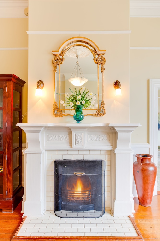 Fairholme Manor photo 5