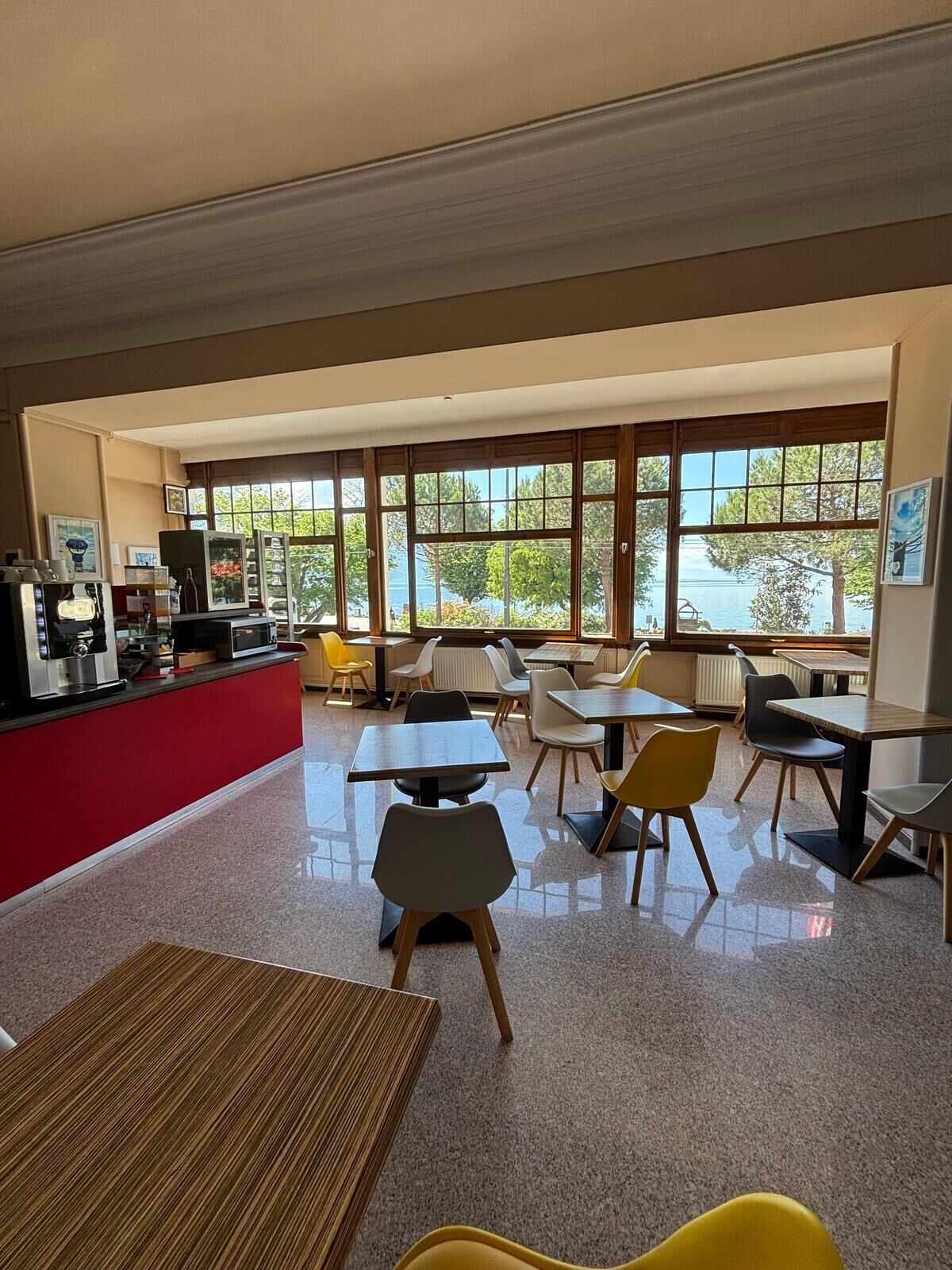 daily buffet breakfast (chf 11 per person)