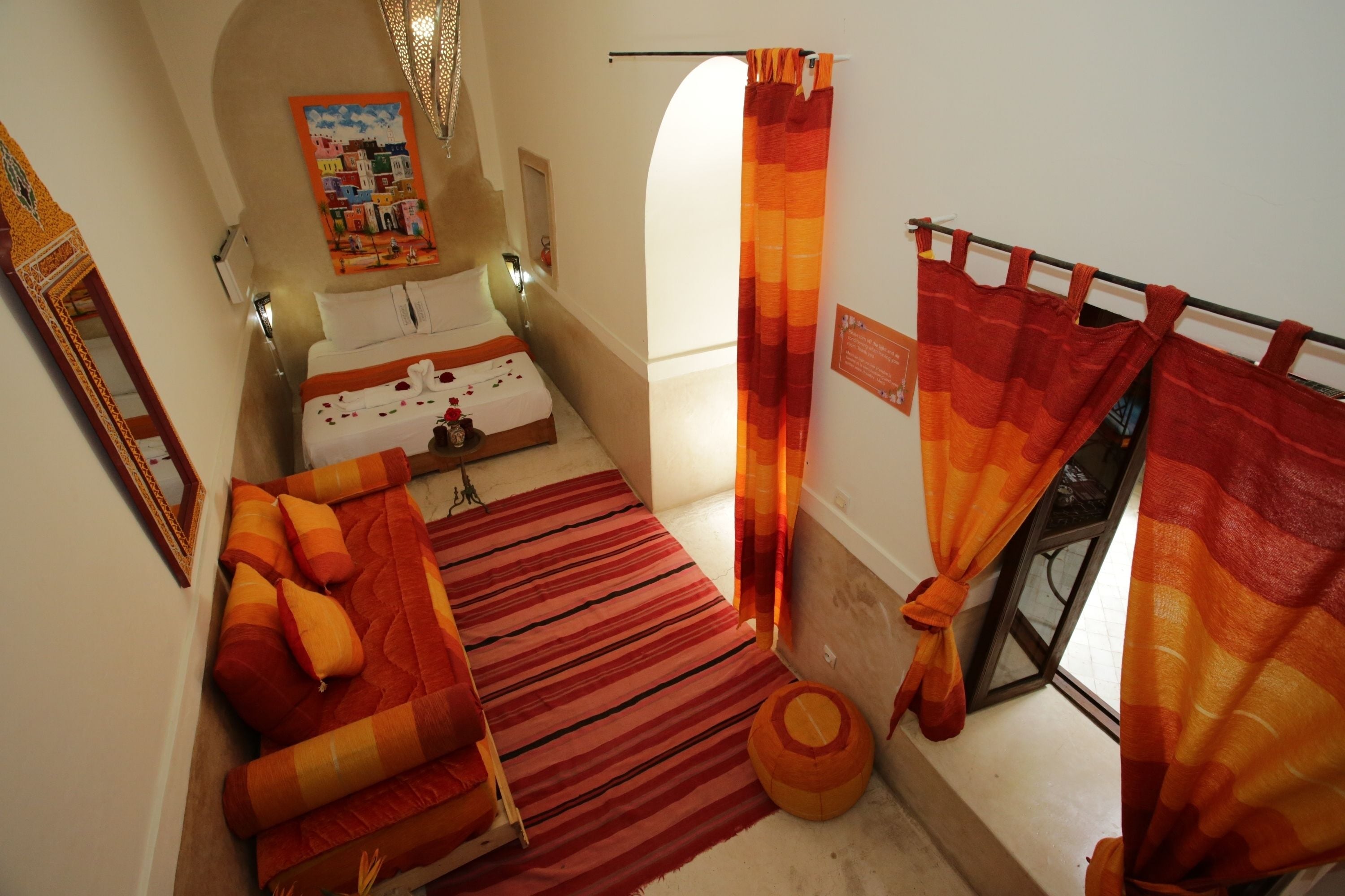 Foto - Riad white flowers