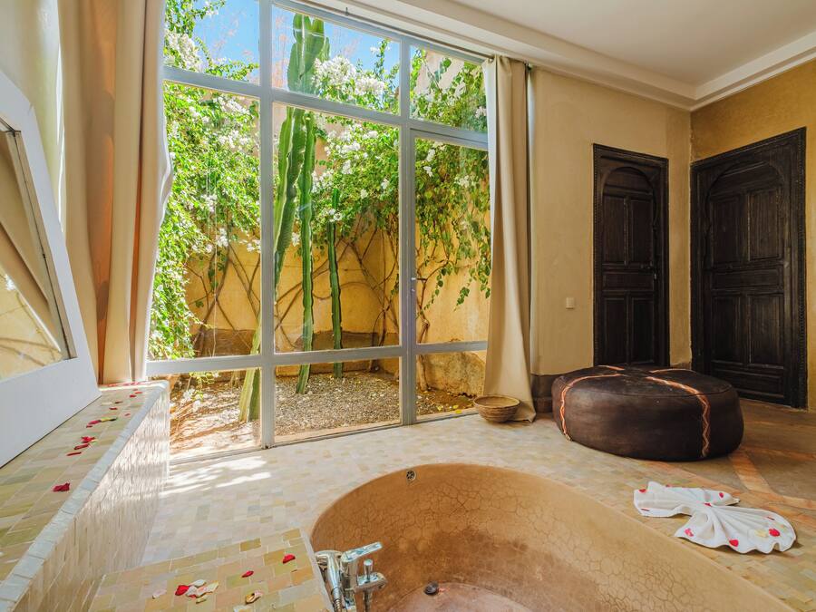 Suite Royale | Bad | Designertoalettartikler, hårføner, såpe og sjampo