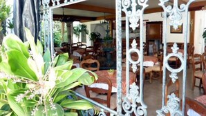Interior - Hotel Bajo el Volcan (Cuernavaca)