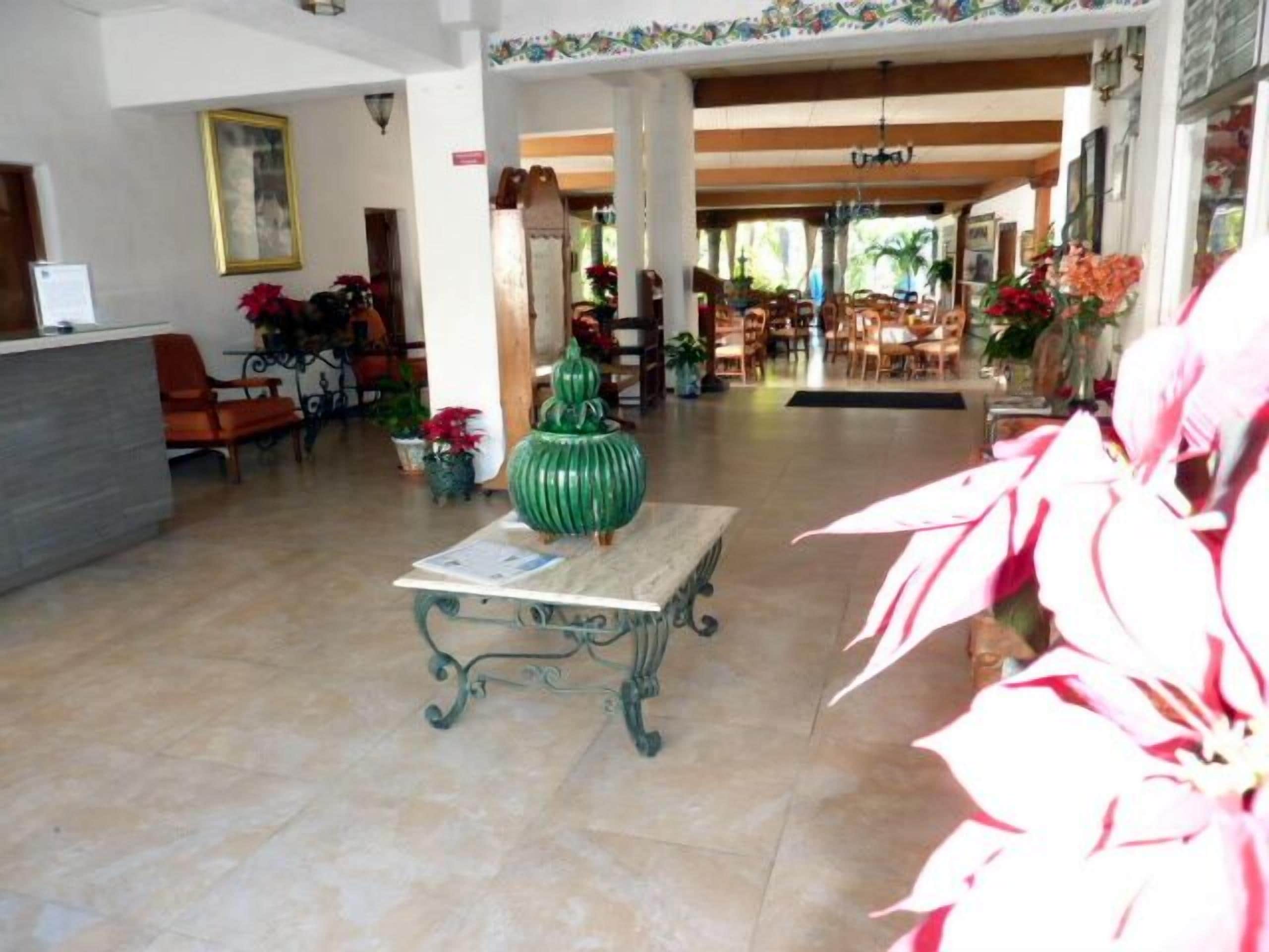 Check-in/check-out kiosk