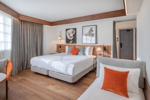 City view - The Level at the Melia White House (London)