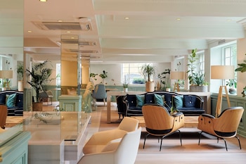 The Level at the Melia White House