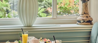 The Level at the Melia White House