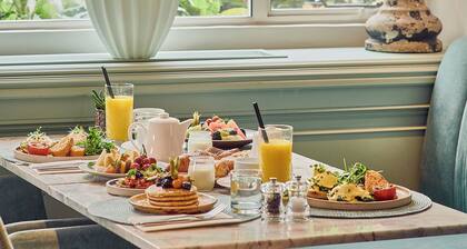 The Level at the Melia White House