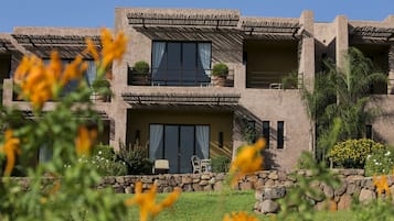 Luxury Double Room | Garden view