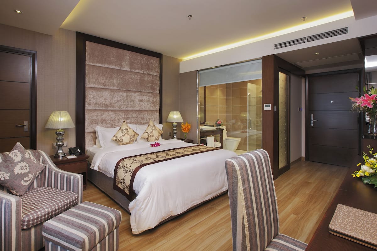 Ropa de cama de alta calidad y minibar