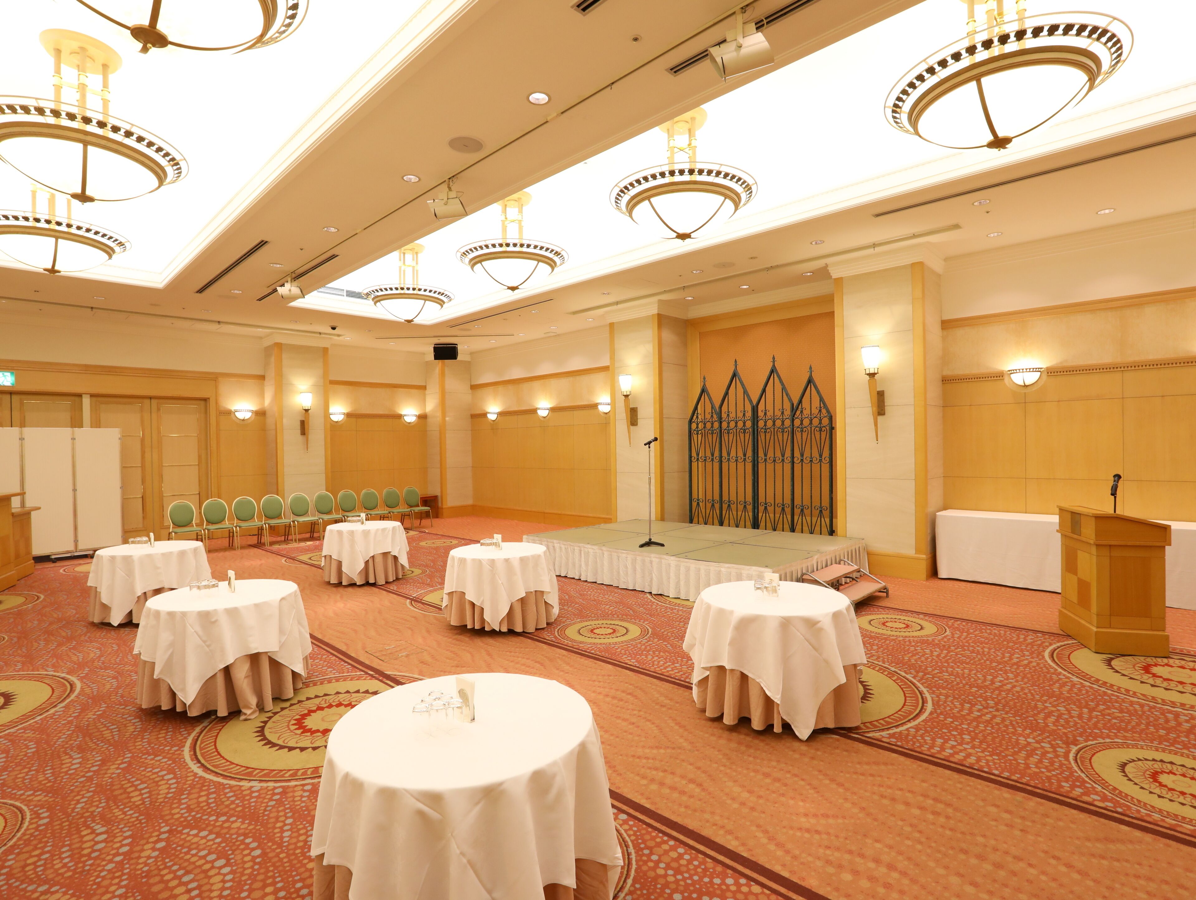 banquet hall