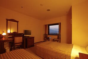 Desk, blackout drapes, iron/ironing board, free WiFi - Hirosaki Park Hotel (Hirosaki)