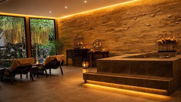 Salas para tratamentos a dois, sauna seca, sauna a vapor