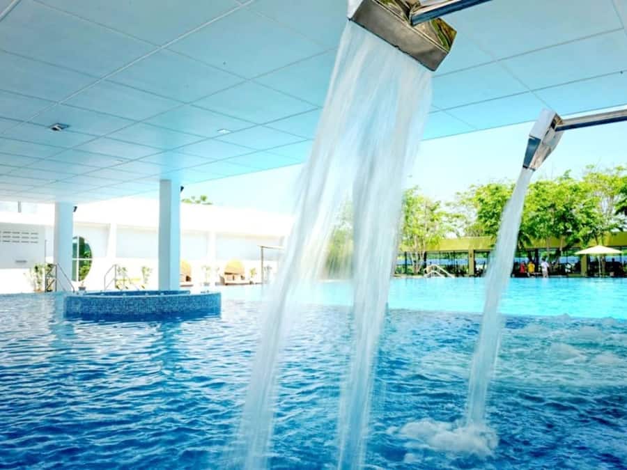 Outdoor pool, open 8:00 AM to 7:00 PM, pool umbrellas, pool loungers