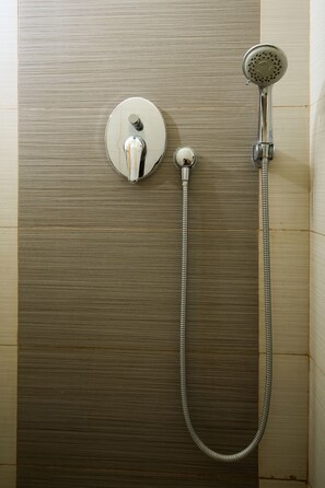 Bathroom shower - Go Hotels Iloilo (Iloilo)