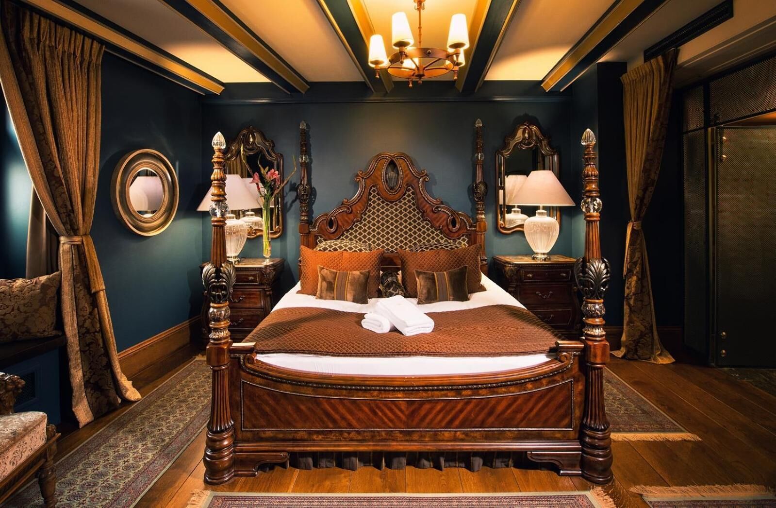 1 bedroom, premium bedding, pillow-top beds, minibar