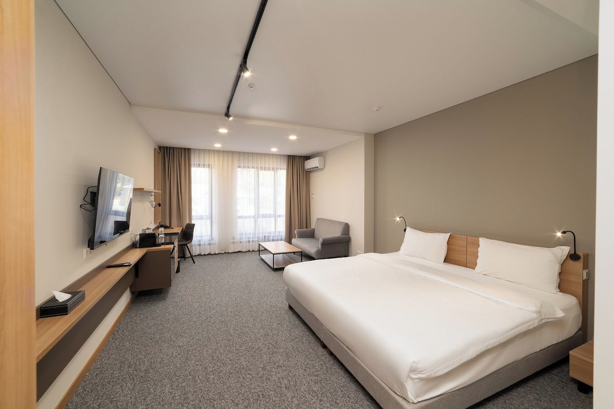 Standard-Doppel- oder -Zweibettzimmer