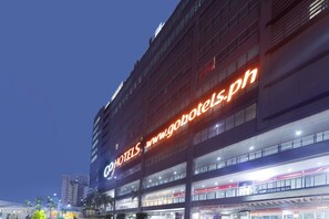 Exterior - Go Hotels Plus Mandaluyong (Mandaluyong)