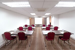 Meeting facility - Go Hotels Plus Mandaluyong (Mandaluyong)