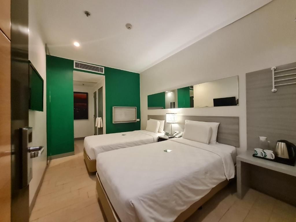 In-room safe, desk, laptop workspace, iron/ironing board (on request)