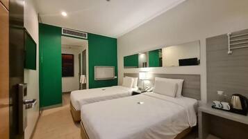 In-room safe, desk, laptop workspace, iron/ironing board (on request)
