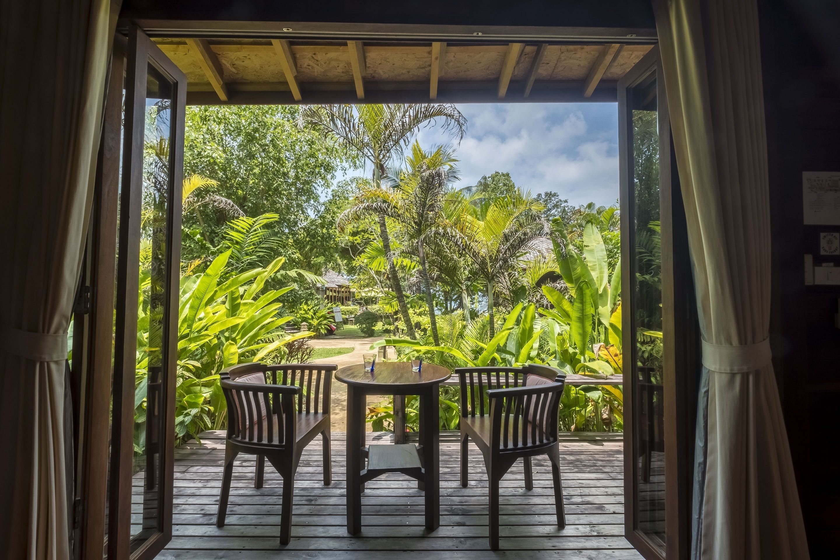 deluxe (partial sea view) | view from room