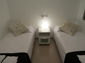 Căn hộ, 3 phòng ngủ | Bàn, bàn ủi/dụng cụ ủi quần áo, truy cập Internet không dây miễn phí 