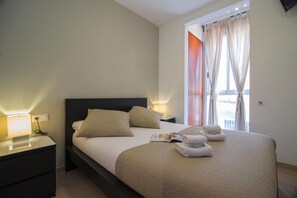 Apartment, 3 Bedrooms | Desk, iron/ironing board, free WiFi