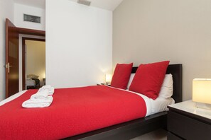 Apartment, 3 Bedrooms | Living room