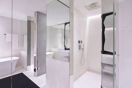 JW Marriott Hotel Singapore South Beach - Image 23