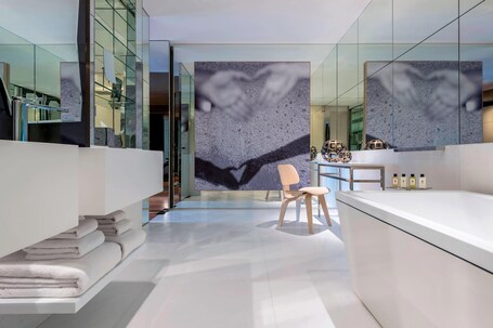 JW Marriott Hotel Singapore South Beach - Image 42