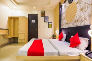 Deluxe-Doppel- oder -Zweibettzimmer, 1 Queen-Bett