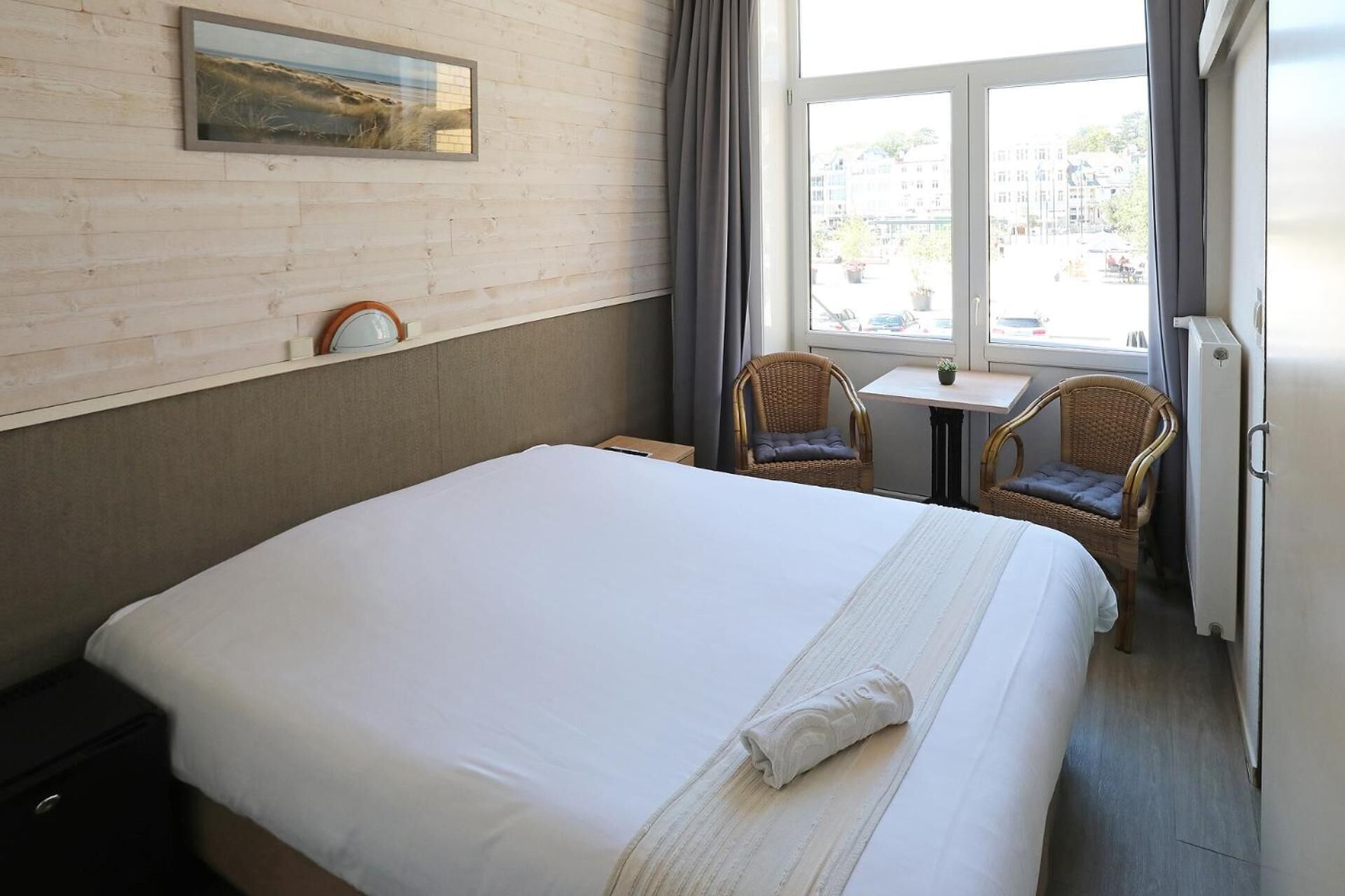 Coffres-forts dans les chambres, lits bébé (en supplément)