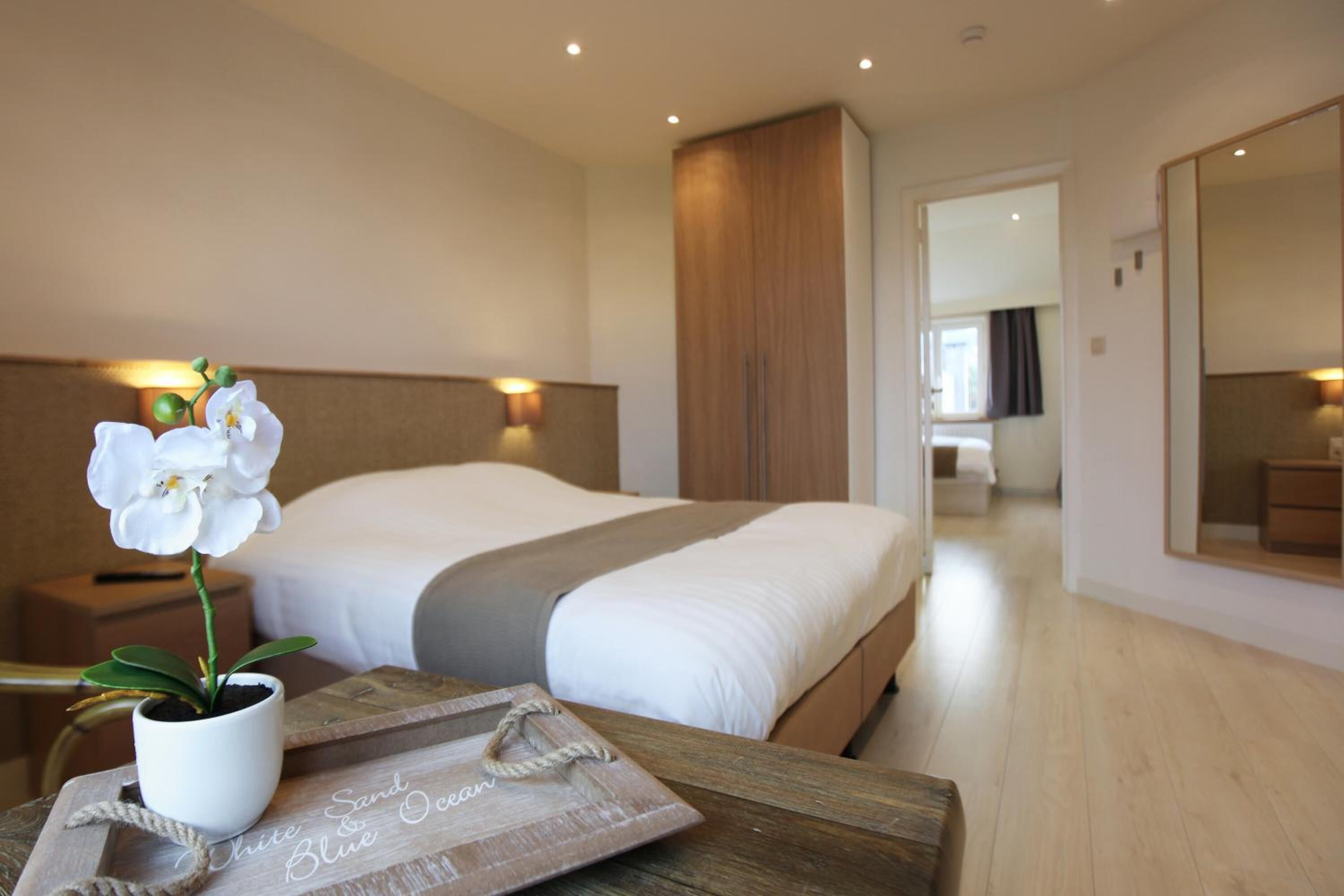 1 bedroom, in-room safe, cots/infant beds, free wifi