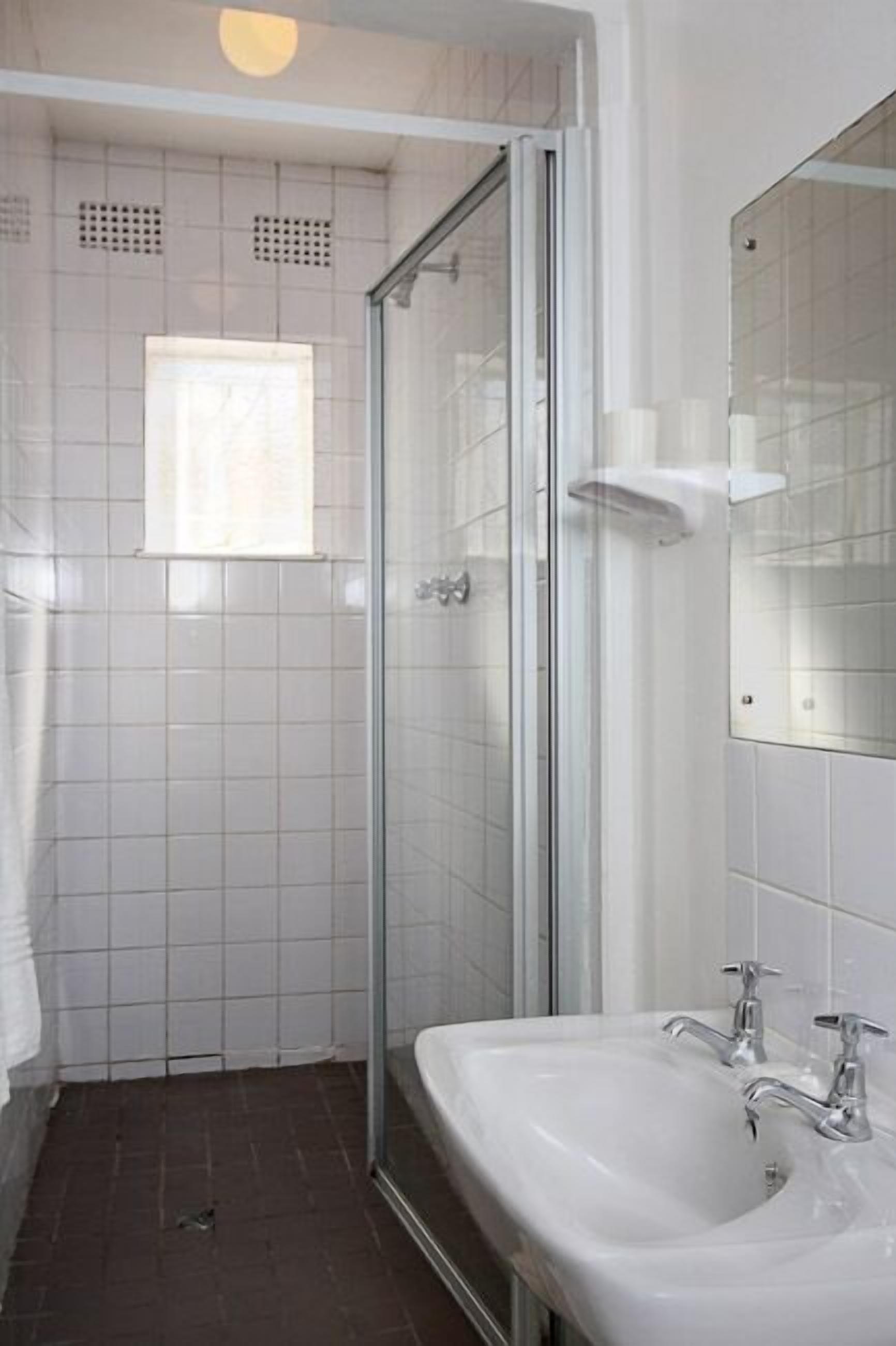 city double room, 1 bedroom | bathroom | hair dryer, towels