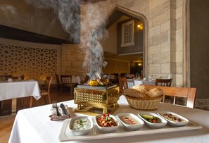 4 restaurants; breakfast, lunch, and dinner served - Serenity Alma Heights (Makadi Bay)