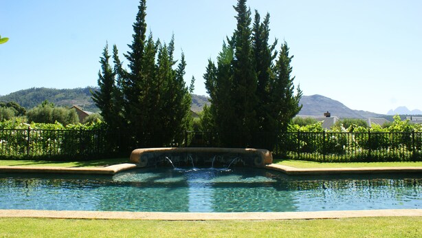 Unclassified image, 1 of 8, button - Villa Angelica (Franschhoek)