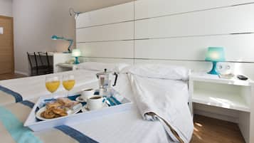 Individually furnished, blackout curtains, free WiFi, bed sheets