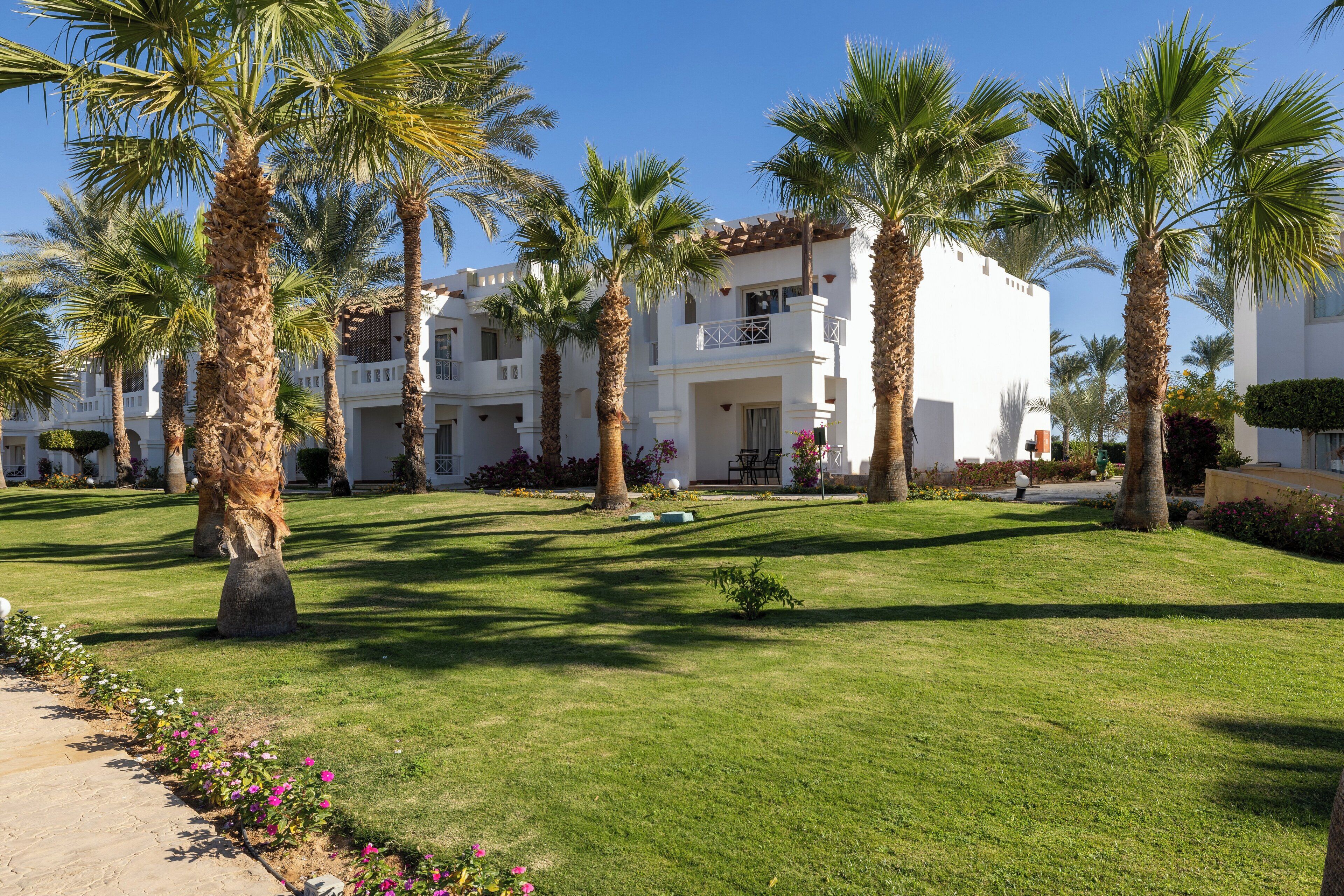 Photo - Continental Plaza Beach Resort