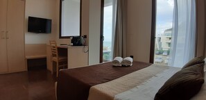 Double Room | Desk, free cribs/infant beds, rollaway beds, free WiFi - Villa Cerniglia (Cefalù)