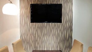 In-room dining - Apartments Kopecna (Brno)
