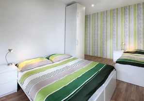 Superior Apartment, 2 Bedrooms (With Private Parking)