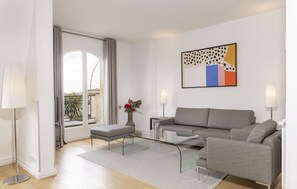 Penthouse, 4 Bedrooms (Tour Eiffel) | Living area | Flat-screen TV, DVD player - Résidence Charles Floquet (Paris)