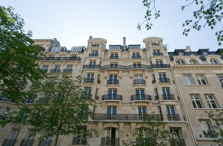 Residence Charles Floquet - Image 6
