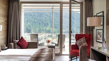 Doppia Premium, 2 letti singoli, vista montagna | Biancheria da letto di alta qualità, una cassaforte in camera